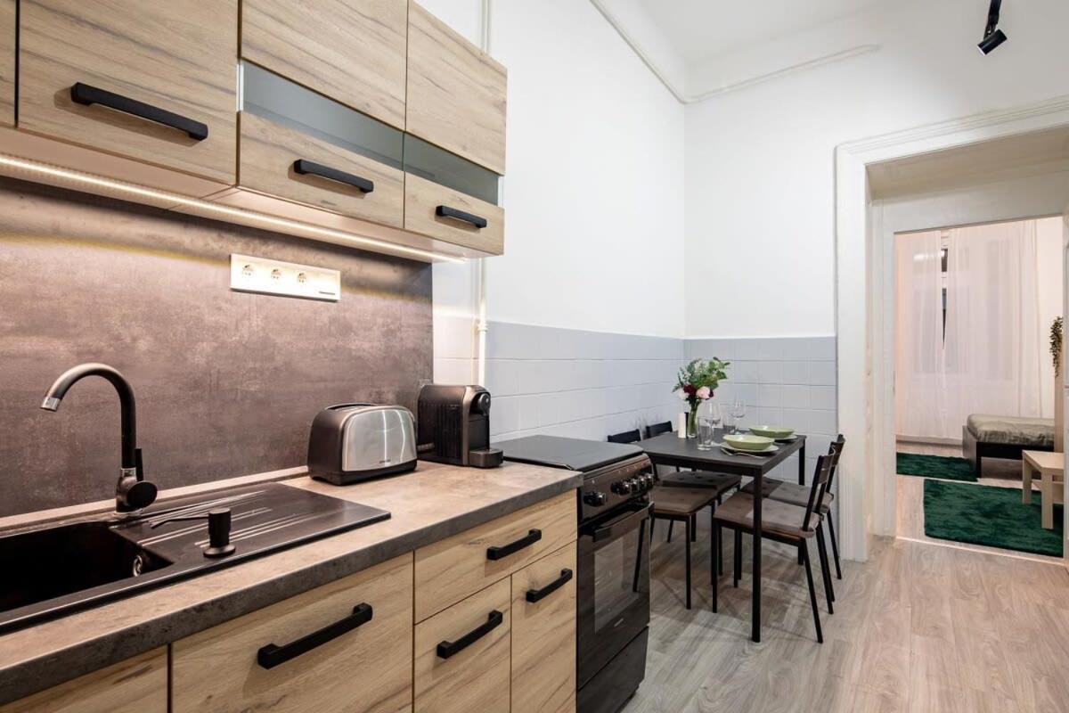 Comfy Easy Parking Appartement Boedapest